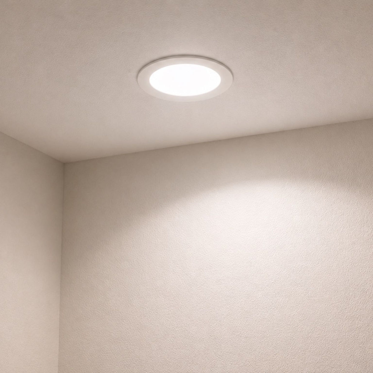LUM8 Circadian Downlight evening mode β warm amber low-blue light for sleep